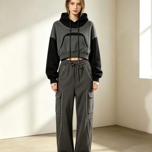 Oversized Street Hoodie Set with Metal Chain Trimming
