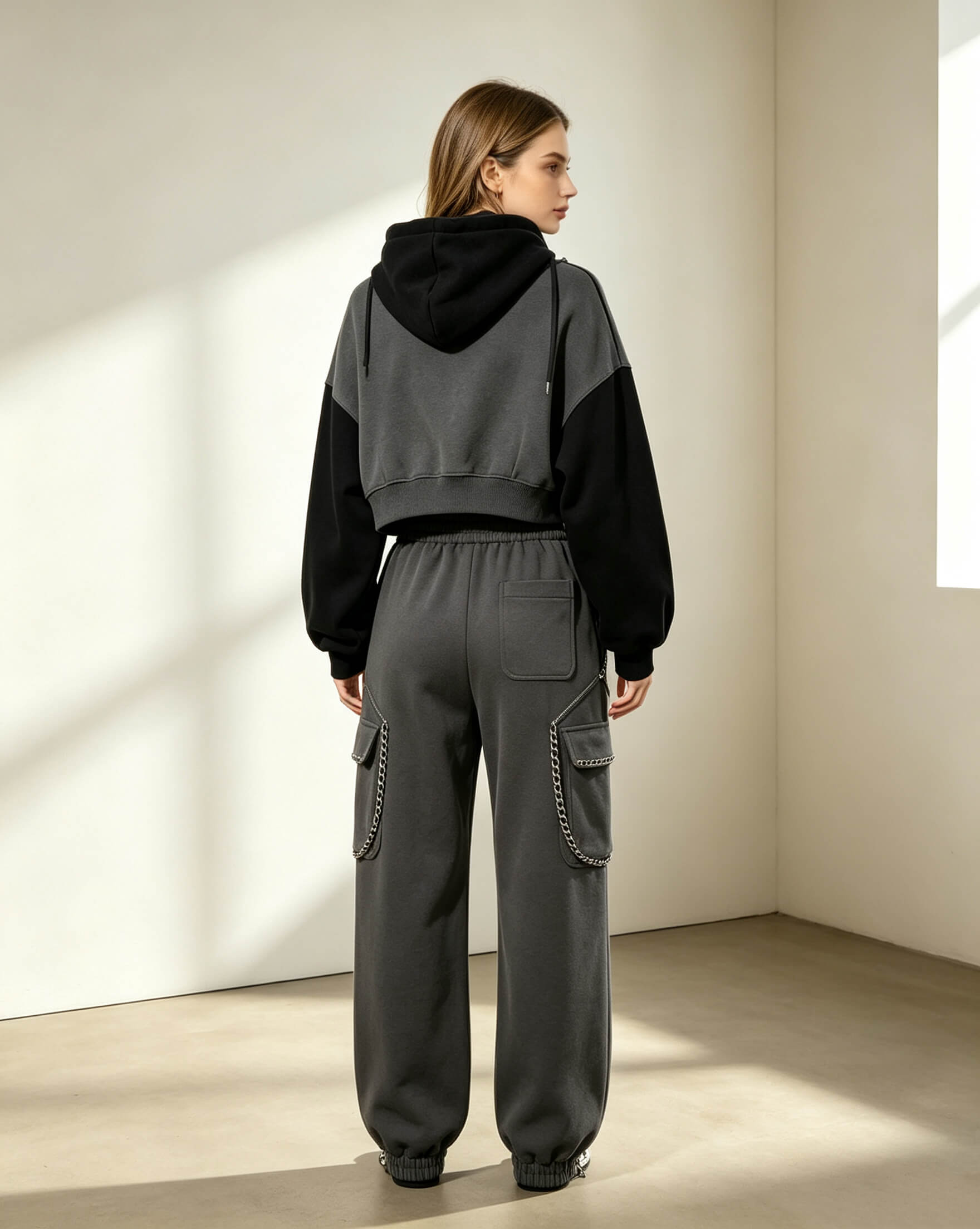 Oversized Street Hoodie Set with Metal Chain Trimming - Image 3